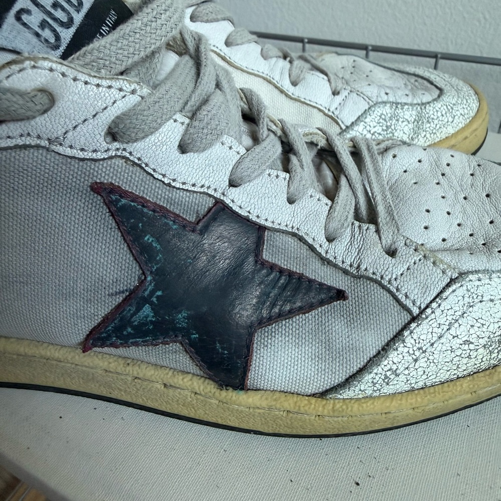 *SOLD* Golden Goose Distressed White Sneakers with Black Star - Picture 2 of 8